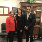 9 – Senadora de California Dianne Feinstein y Geovanny Vicente Romero en 2018_opt